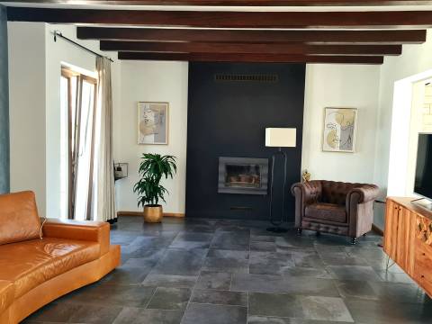 Istra - APSOLUTNA PRILIKA - posebna Villa  s bazenom  na parzeli od 1998 m2 