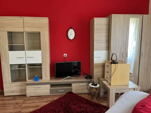 Lovran centar - prekrasan 2 sobni stan sa terasom i garažom u vili