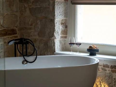 Vrsar - Kamena kuća sa 3 apartmana i saunom - za investitore