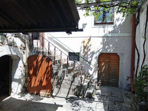 Grižane-Belgrad, Vinodolska Općina, 104m2