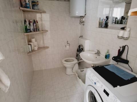 NOVI VINODOLSKI – OBNOVLJENA HIŠA, 2 STAMBENI ENOTI
