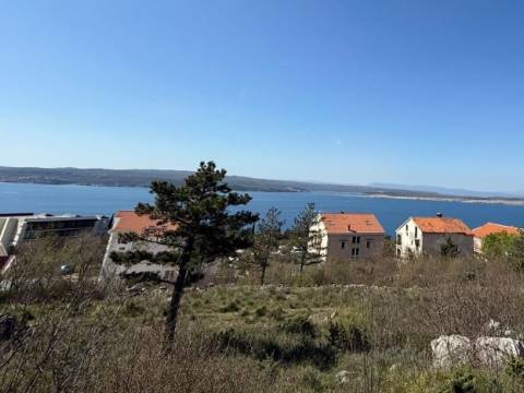 Građevinsko zemljište u Crikvenici 686m² s panoramskim pogledom na more