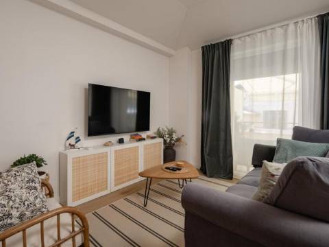 OPATIJA-CENTR- novouređeni stan u vili s balkonom