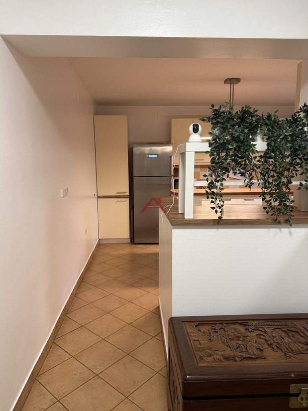 Zagreb, STENJEVEC, 8-sobna, za PREPORUKU