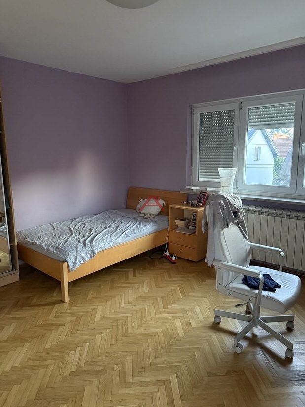 Zagreb, STENJEVEC, 8-sobna, za PREPORUKU