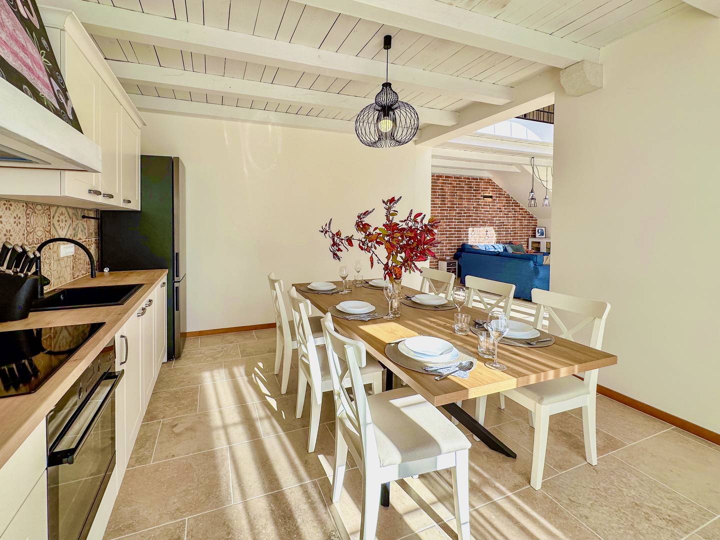 POREČ, OKOLICA, TOP KUĆA NA ODLIČNOJ LOKACIJI