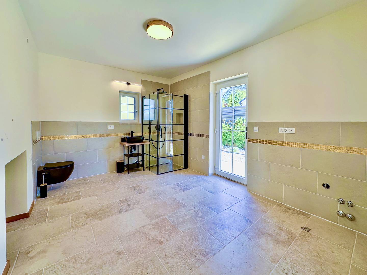 POREČ, OKOLICA, TOP KUĆA NA ODLIČNOJ LOKACIJI