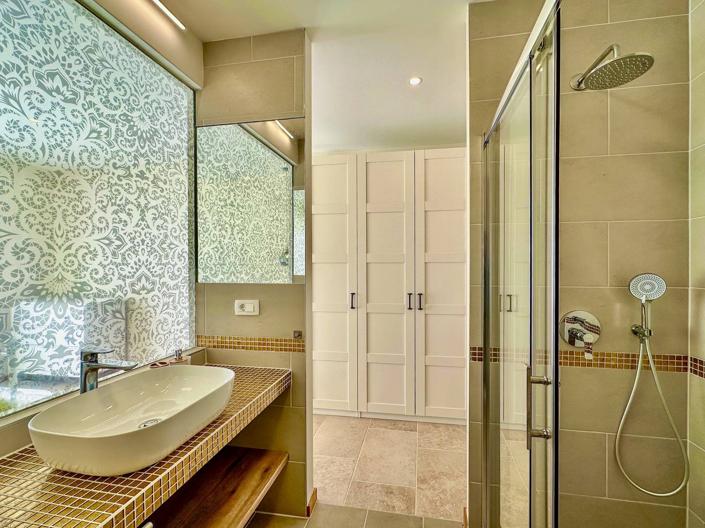 POREČ, OKOLICA, TOP KUĆA NA ODLIČNOJ LOKACIJI