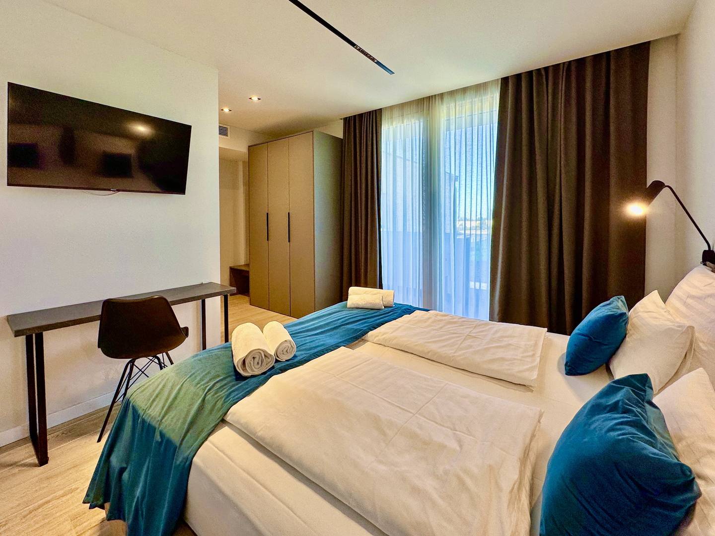 POREČ, OKOLICA, EKSKLUZIVNA DIZAJNERSKA VILLA S POGLEDOM NA MORE