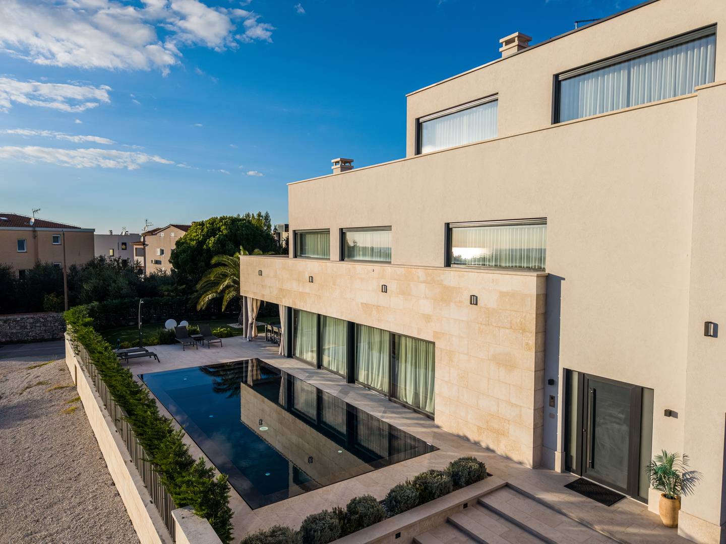 POREČ, OKOLICA - EKSKLUZIVNA VILA SA PANORAMSKIM POGLEDOM NA MORE