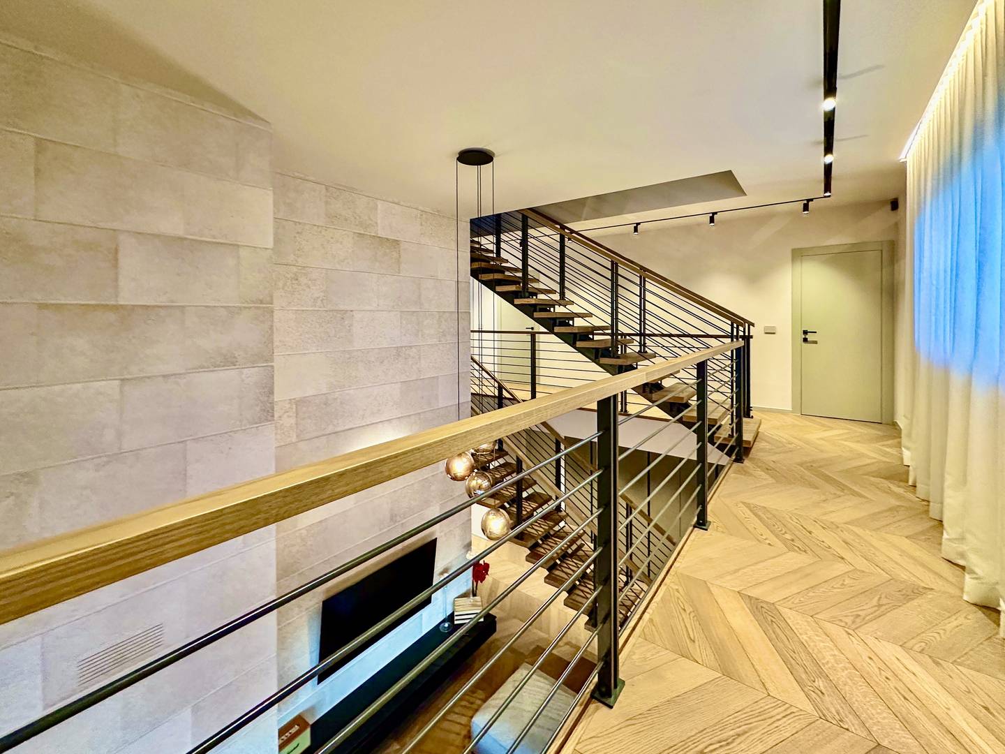 POREČ, OKOLICA - EKSKLUZIVNA VILA SA PANORAMSKIM POGLEDOM NA MORE