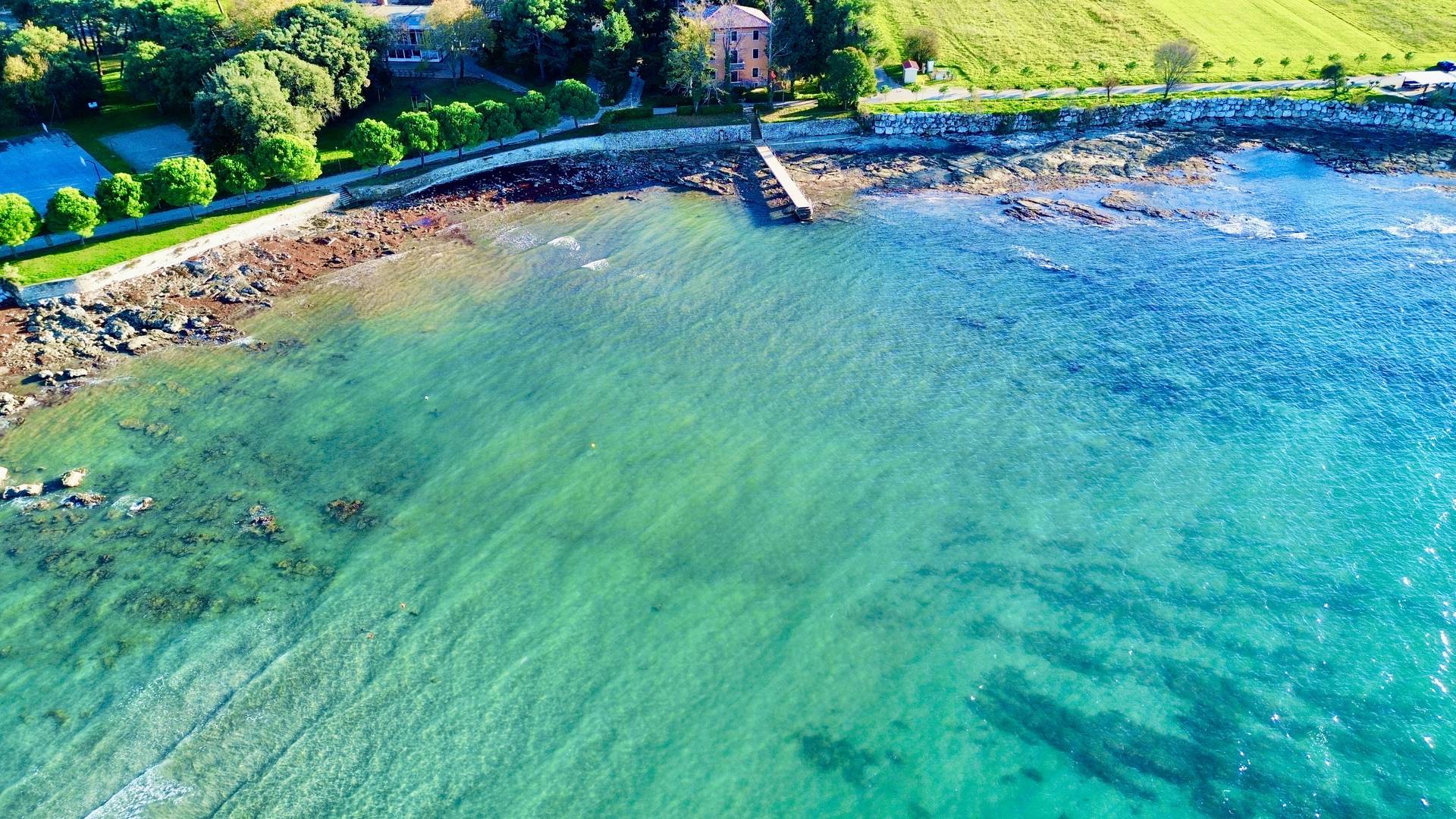 UMAG, BAŠANIJA, NOVI STAN SAMO 250 METARA OD PLAŽE EKSKLUZIVA AGENCIJE C21