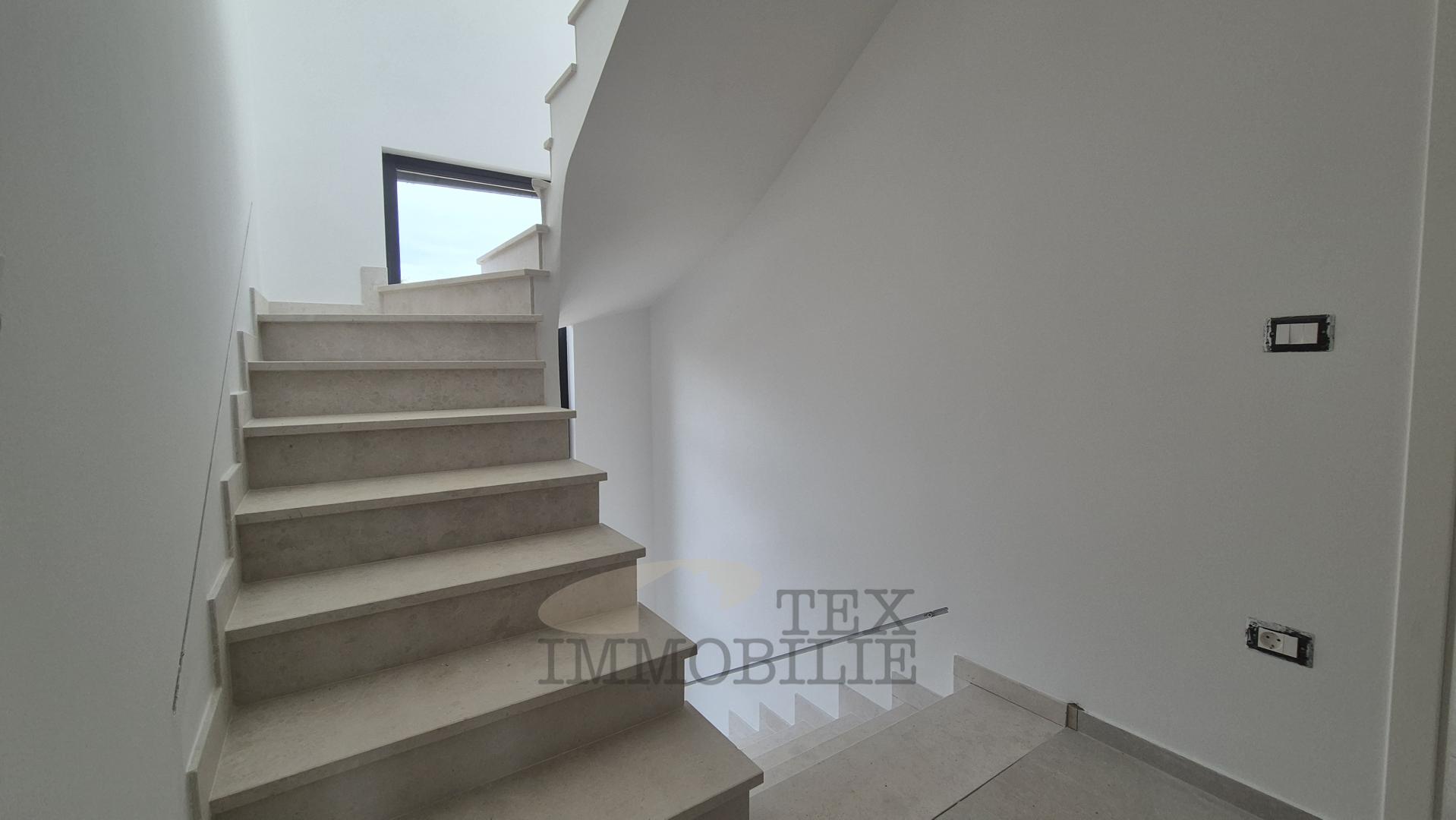 Poreč - vila sa bazenom i pogledom na more