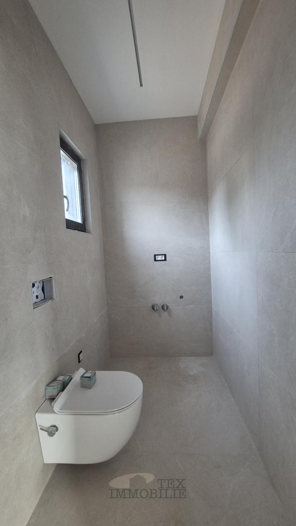 Poreč - vila sa bazenom i pogledom na more