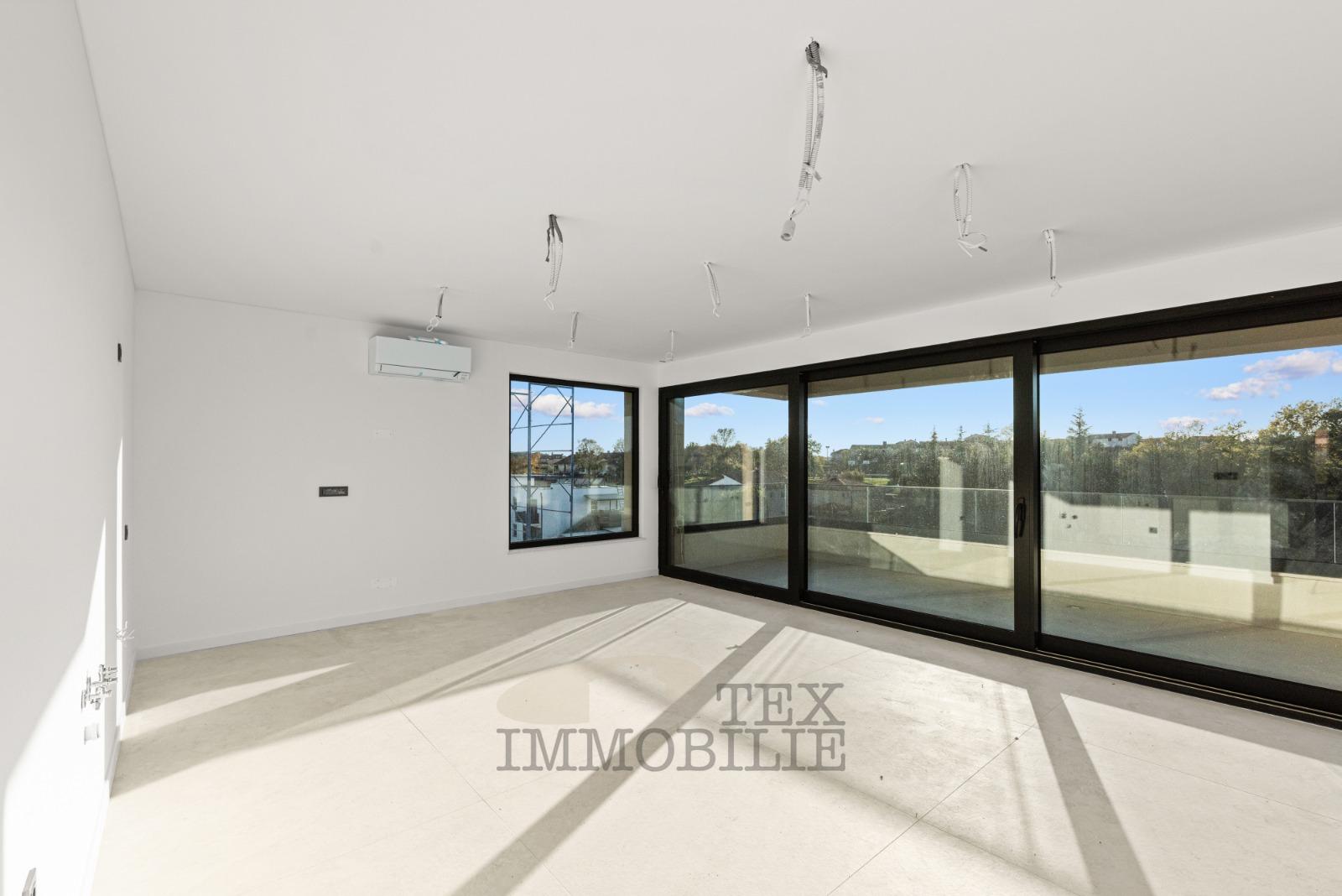 Poreč, penthouse na 2. katu sa četiri spavaće sobe