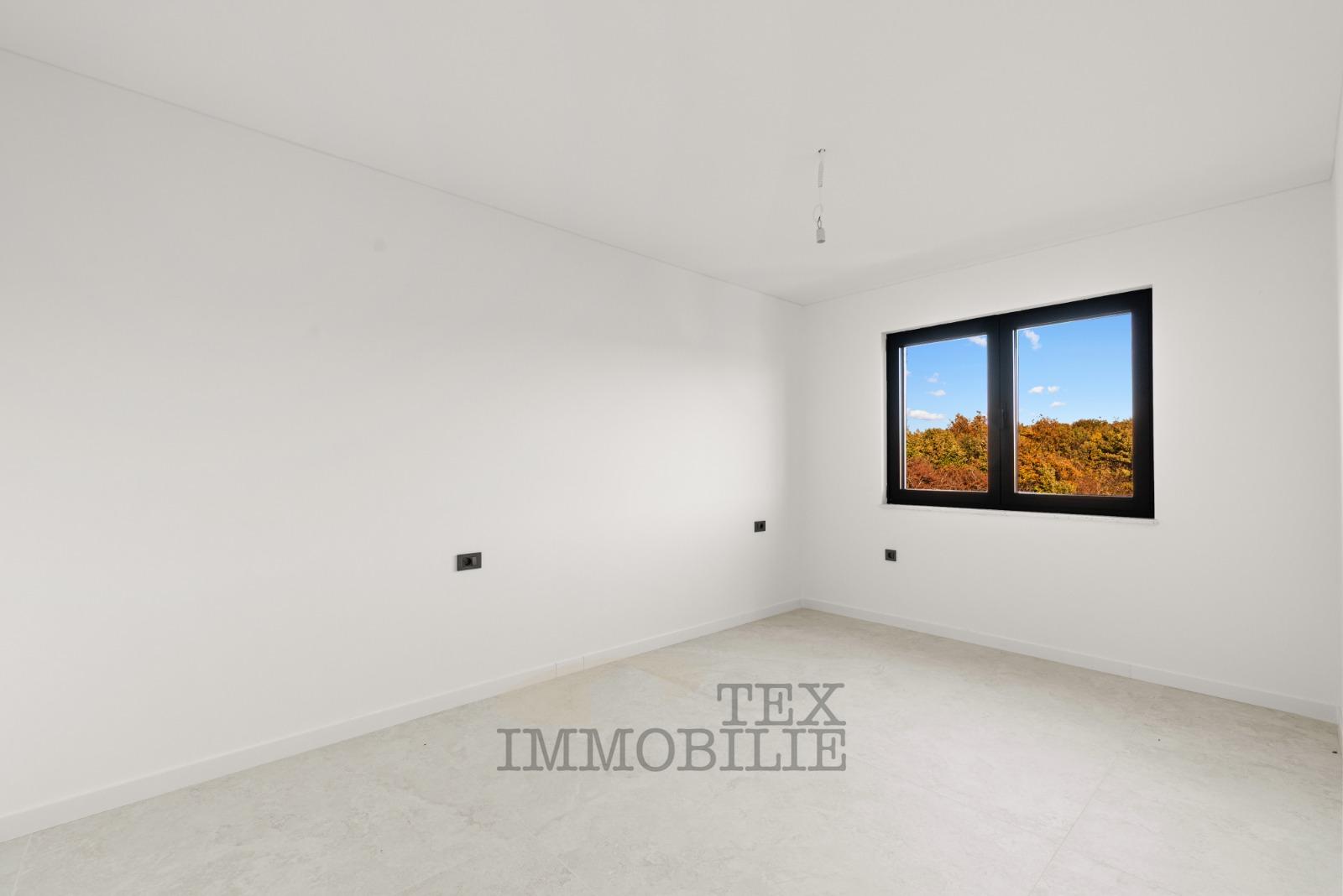 Poreč, penthouse na 2. katu sa četiri spavaće sobe