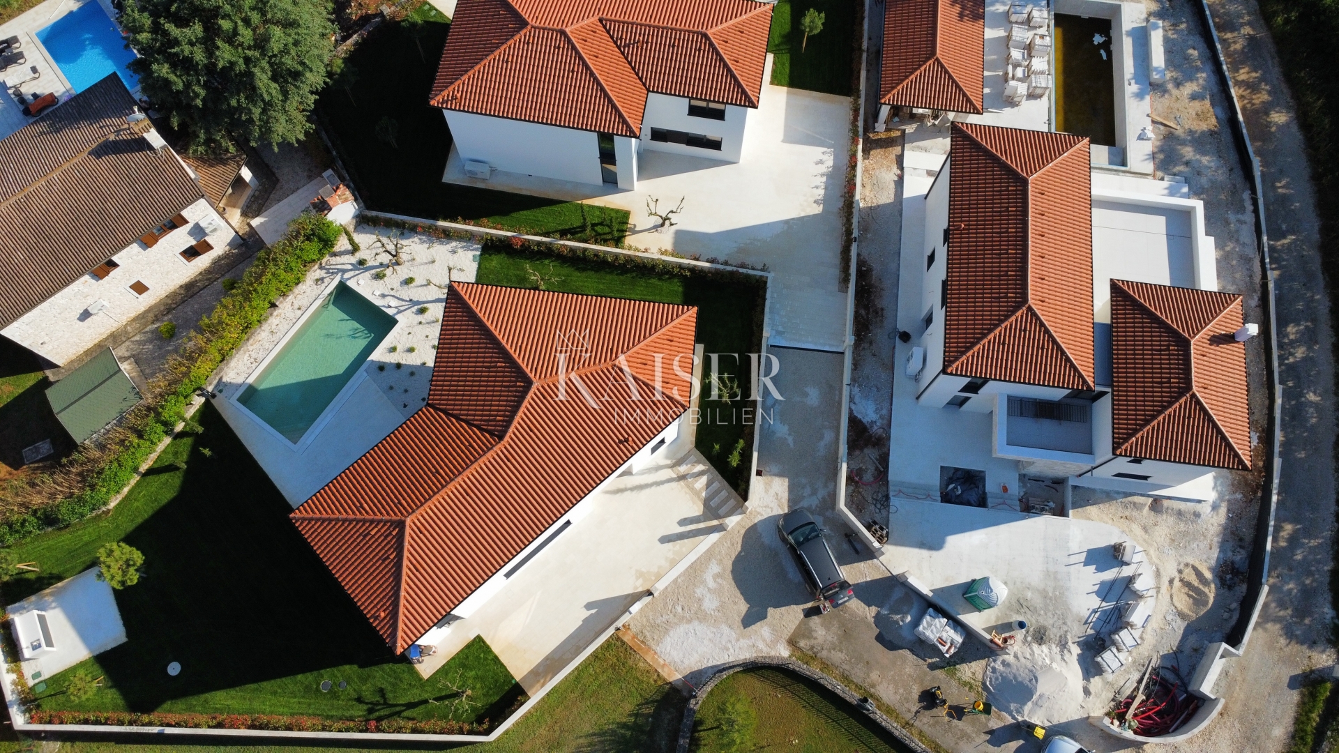  Istrien - Poreč, moderne Villa mit Pool 
