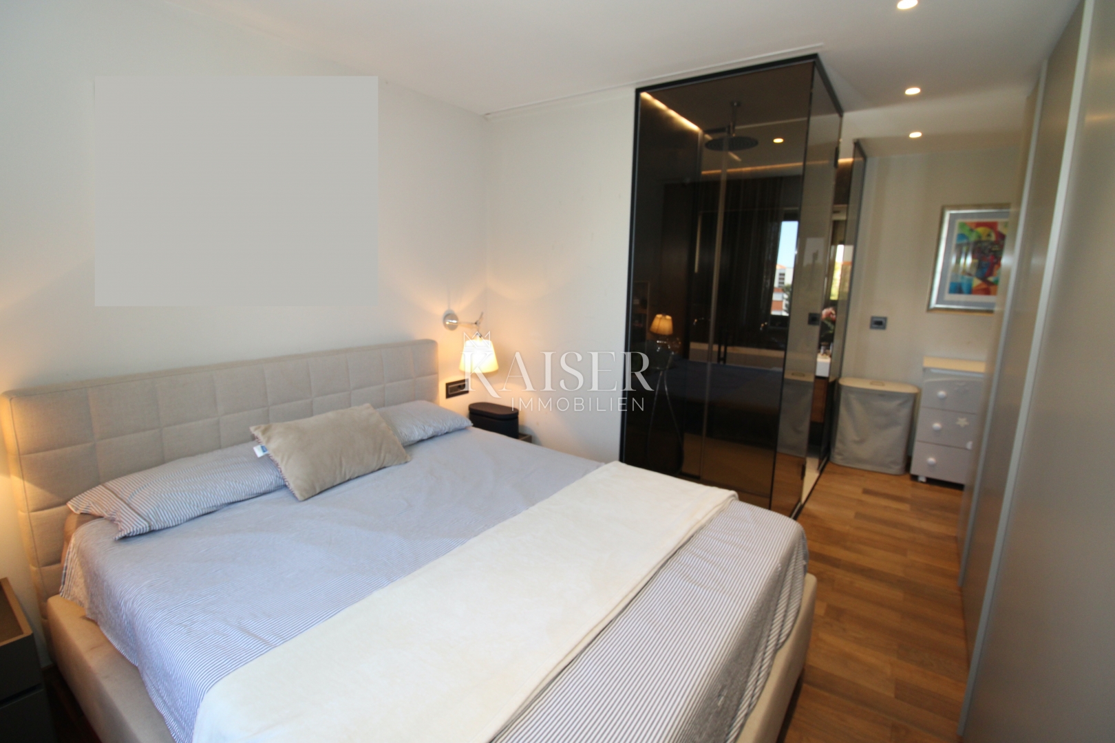 Istrien, Novigrad – luxuriös eingerichtete Wohnung 119m2, Toplage, Meerblick