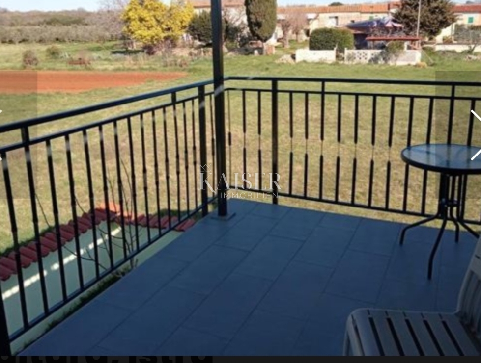 Istrien, Pula - Haus mit 5 Apartments und zwei Swimmingpools