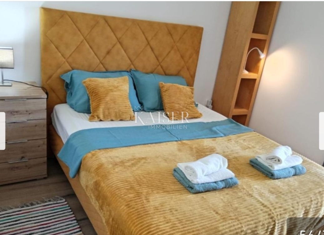 Istrien, Pula - Haus mit 5 Apartments und zwei Swimmingpools