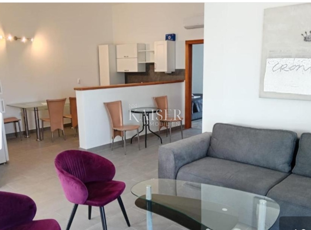 Istrien, Pula - Haus mit 5 Apartments und zwei Swimmingpools