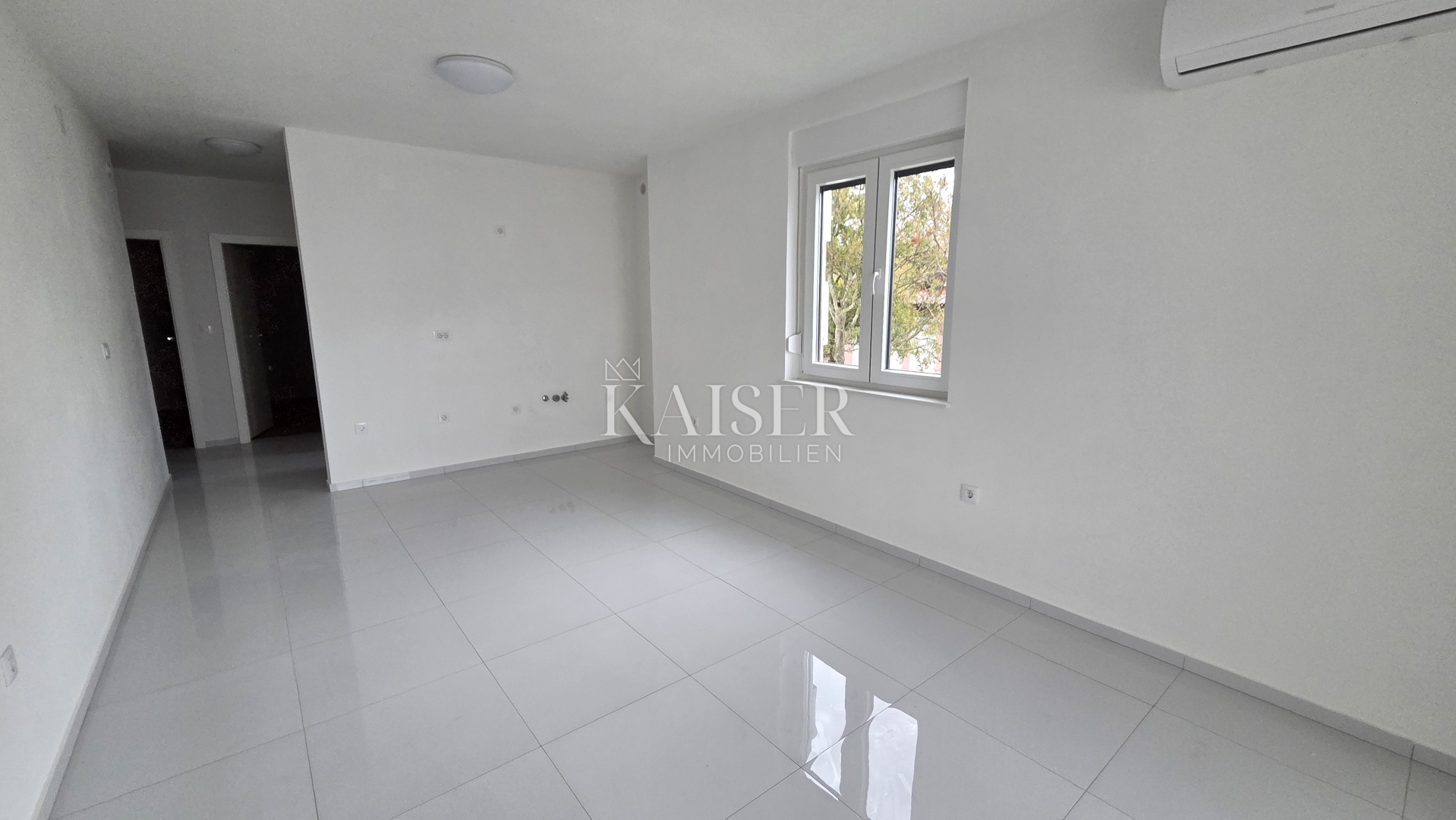 Novi Vinodolski - Wohnung im 1. Stock, Neubau, 66m2