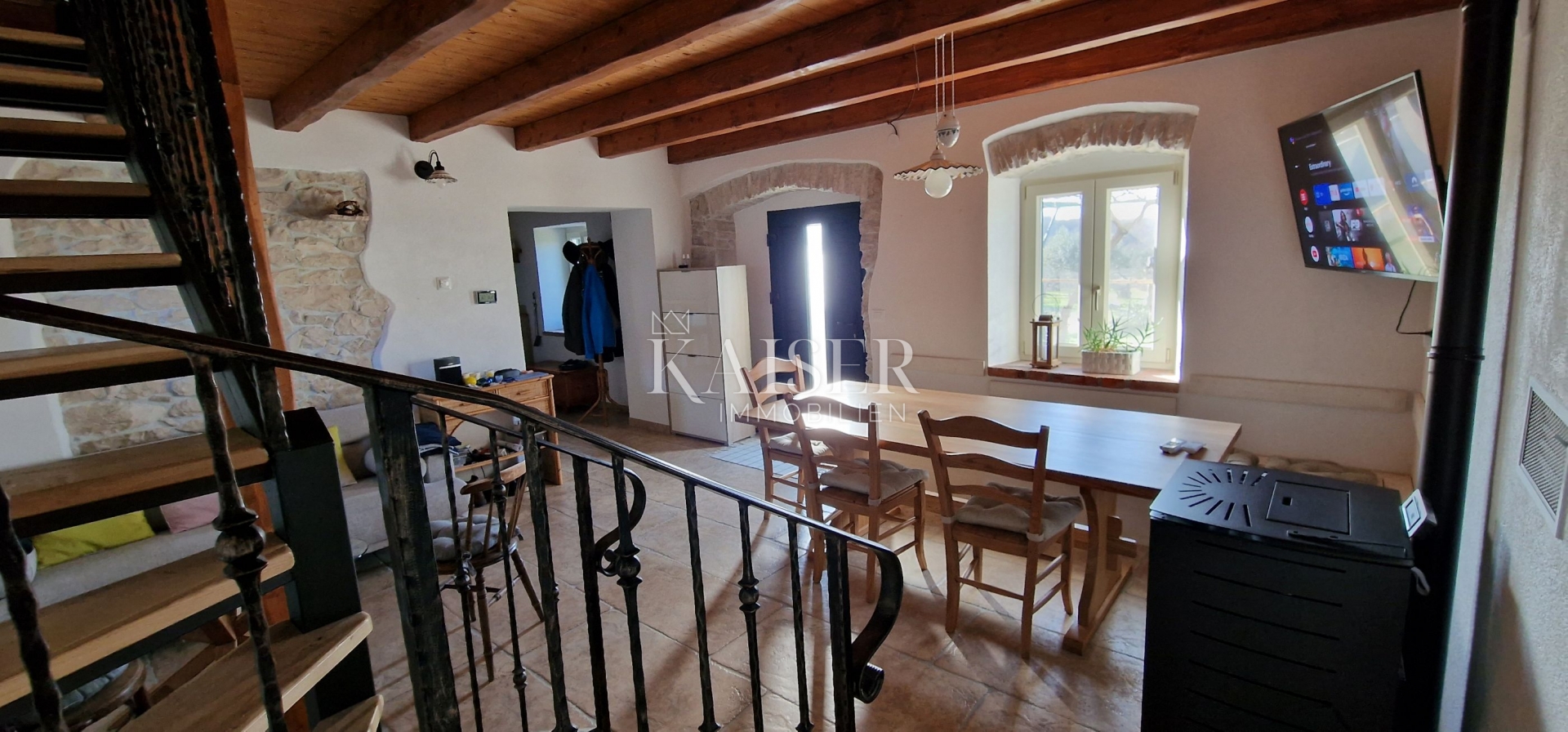 Istra, Juricani, Jedinstvena prilika!!!! Kamena kuća u prirodi sa zemljištem!!!!