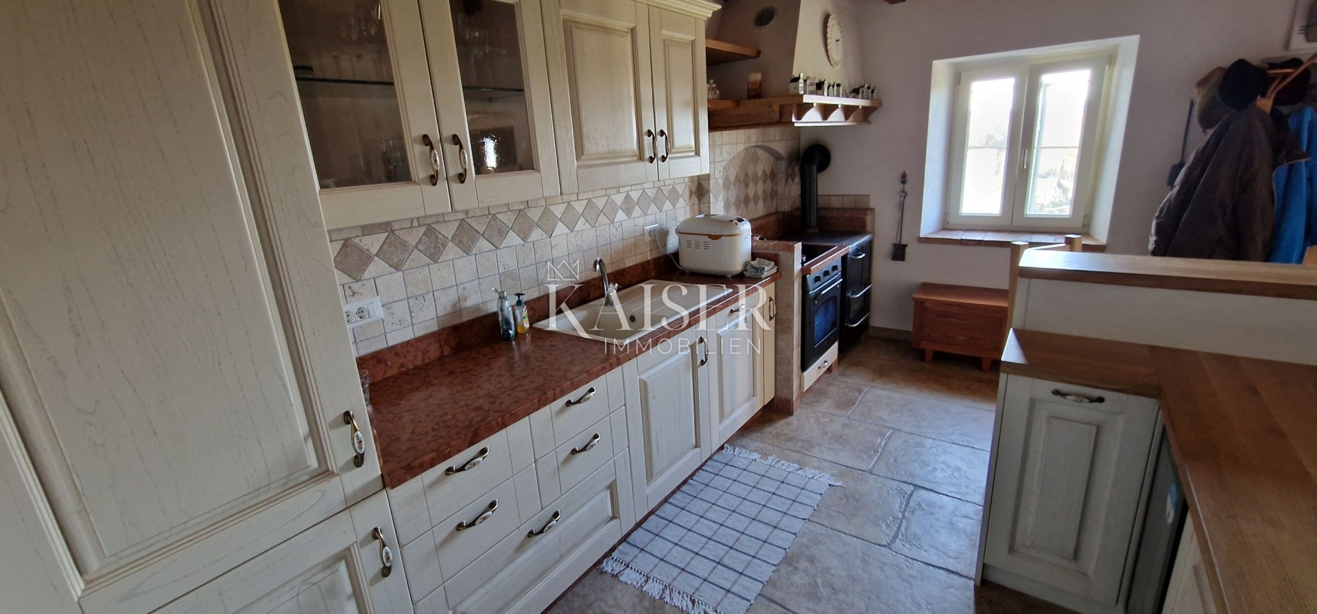 Istra, Juricani, Jedinstvena prilika!!!! Kamena kuća u prirodi sa zemljištem!!!!