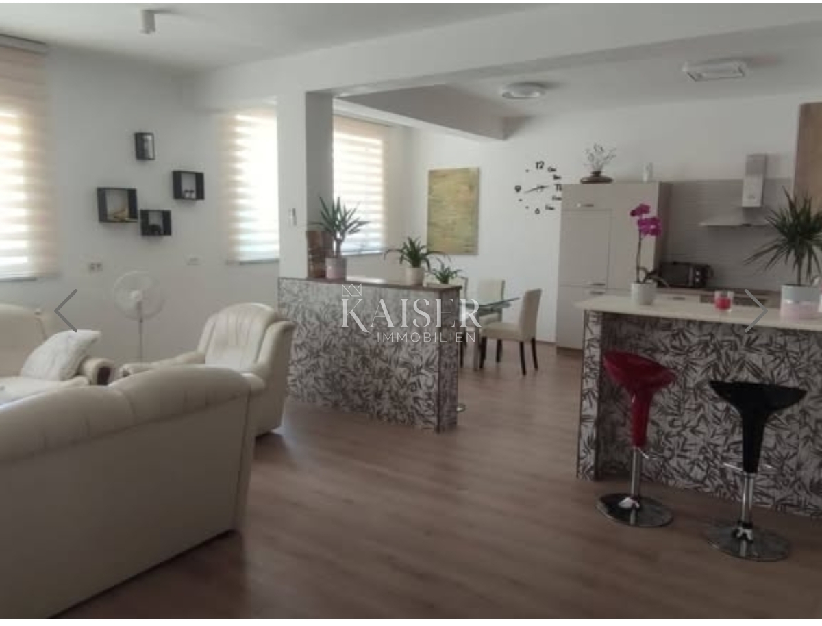 Istra, Pula - stan novije gradnje od 100m2