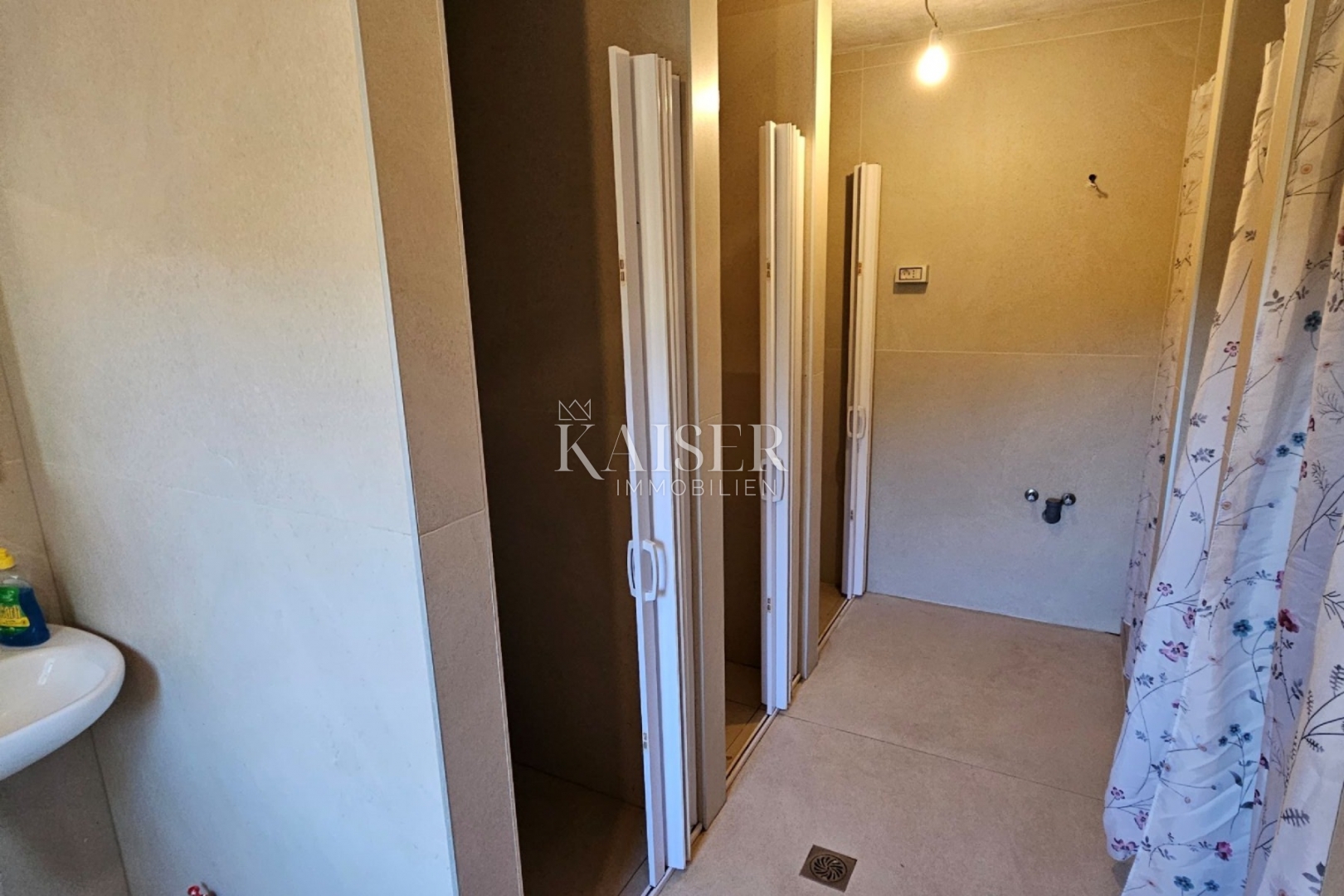 Istria, Poreč, Kaštelir, boarding house for workers!