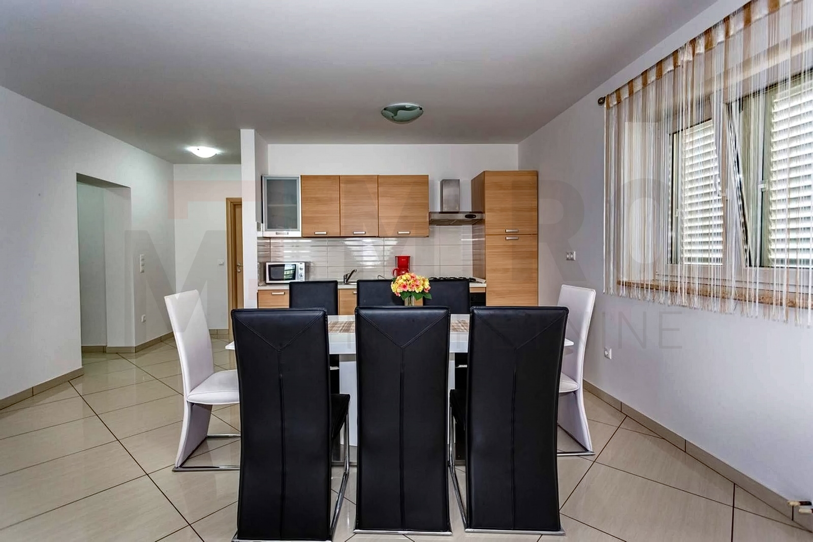 Vrbnik, novouređeni apartman s otvorenim pogledom na more