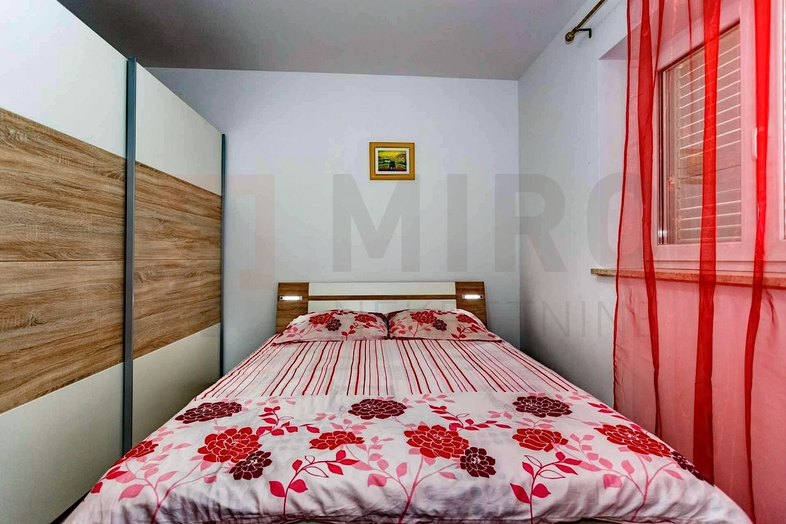 Vrbnik, novouređeni apartman s otvorenim pogledom na more