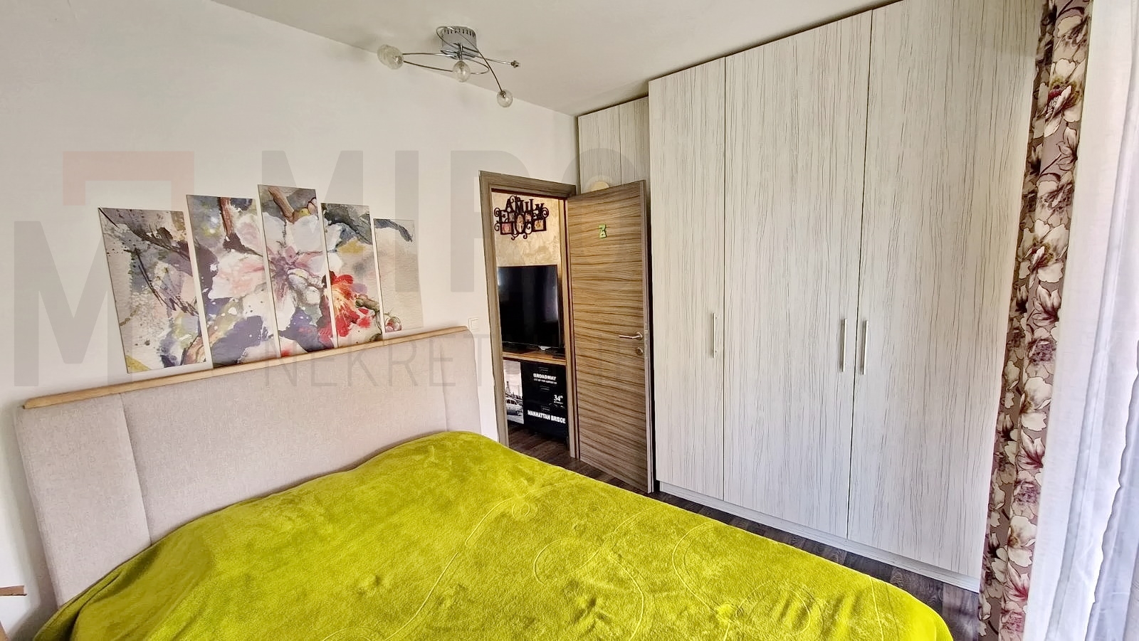 Grad Krk, lijepo namješten apartman u prizemlju s terasom i okućnicom , PRODAJA!