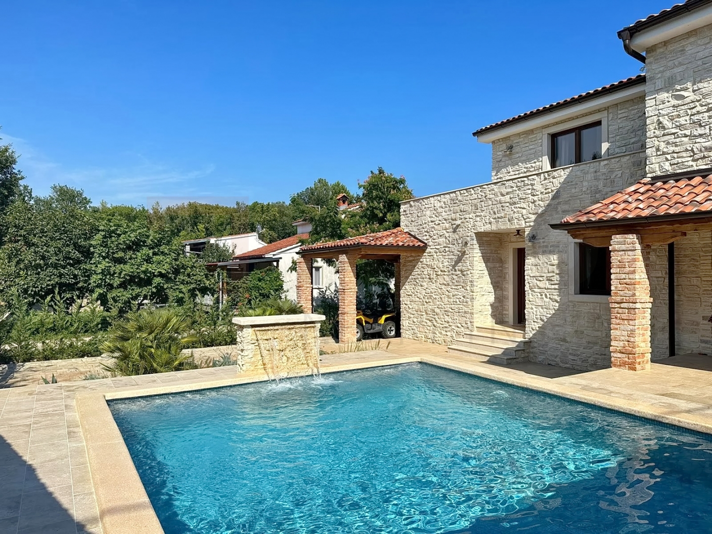 Dobrinj, okolica, kamena vila s bazenom, PRODAJA!