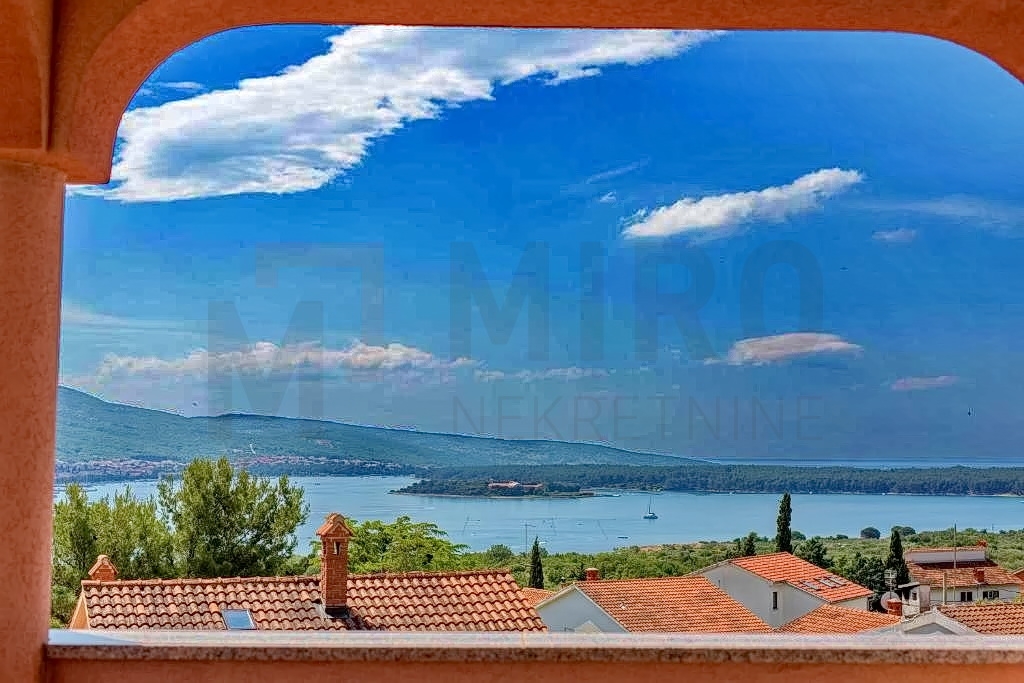 Krk, okolica, namješten dvosobni apartmana s otvorenim pogledom na more
