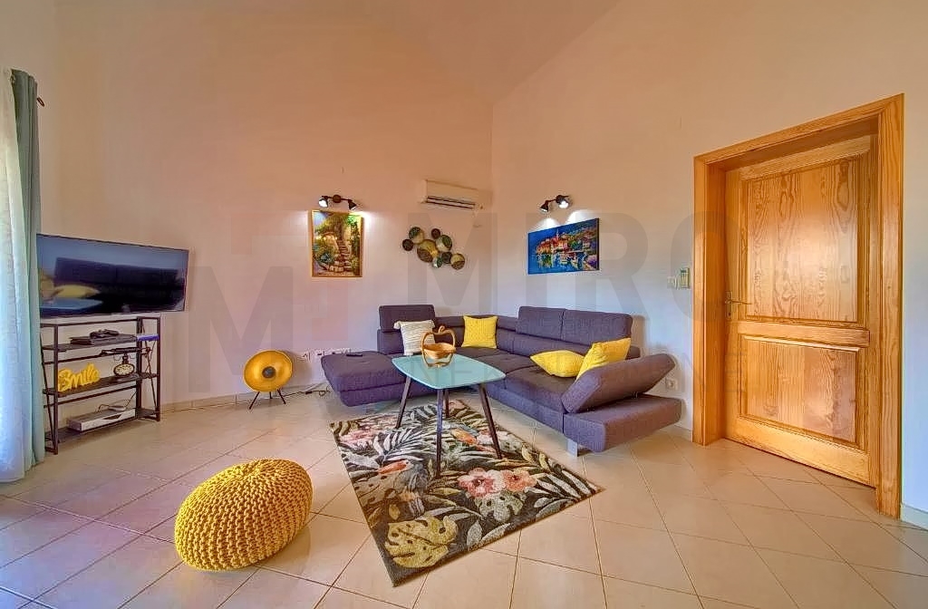 Krk, okolica, namješten dvosobni apartmana s otvorenim pogledom na more