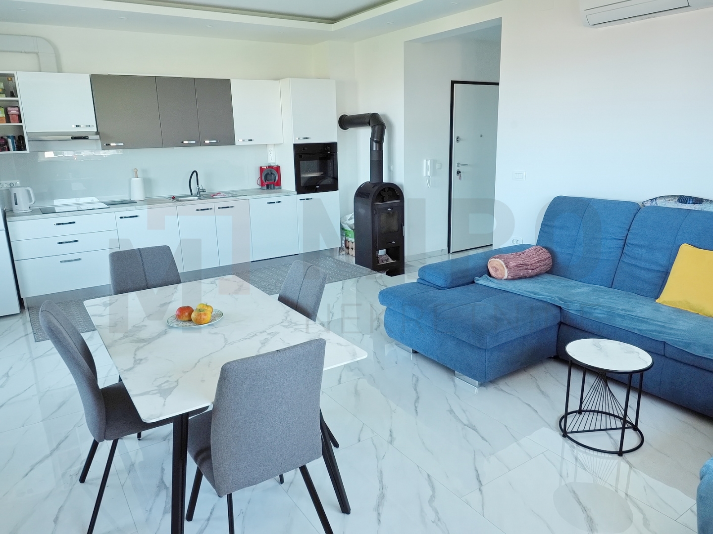 Malinska, namješten apartman s panoramskim pogledom na  more