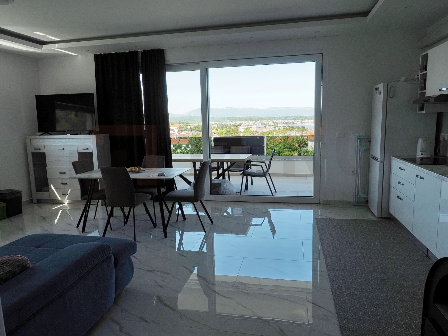 Malinska, namješten apartman s panoramskim pogledom na  more