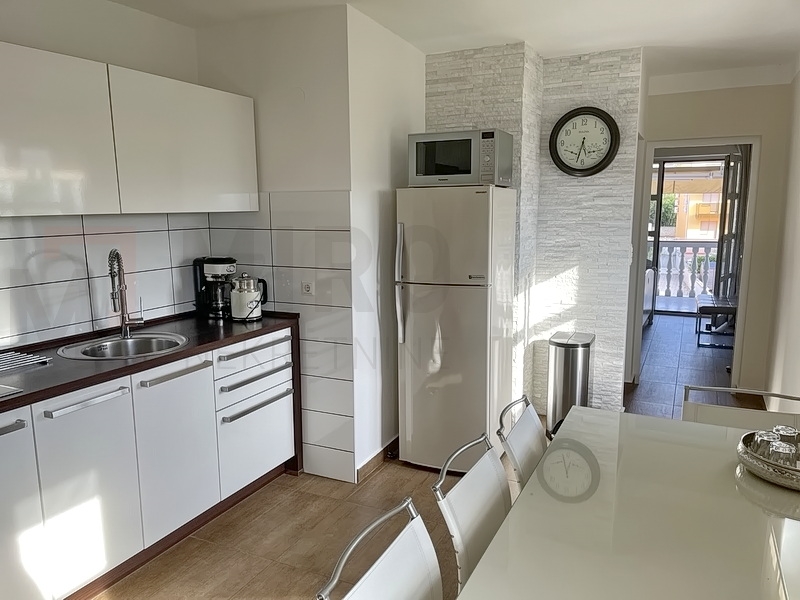 Malinska, apartmanska kuća s bazenom, PRODAJA!