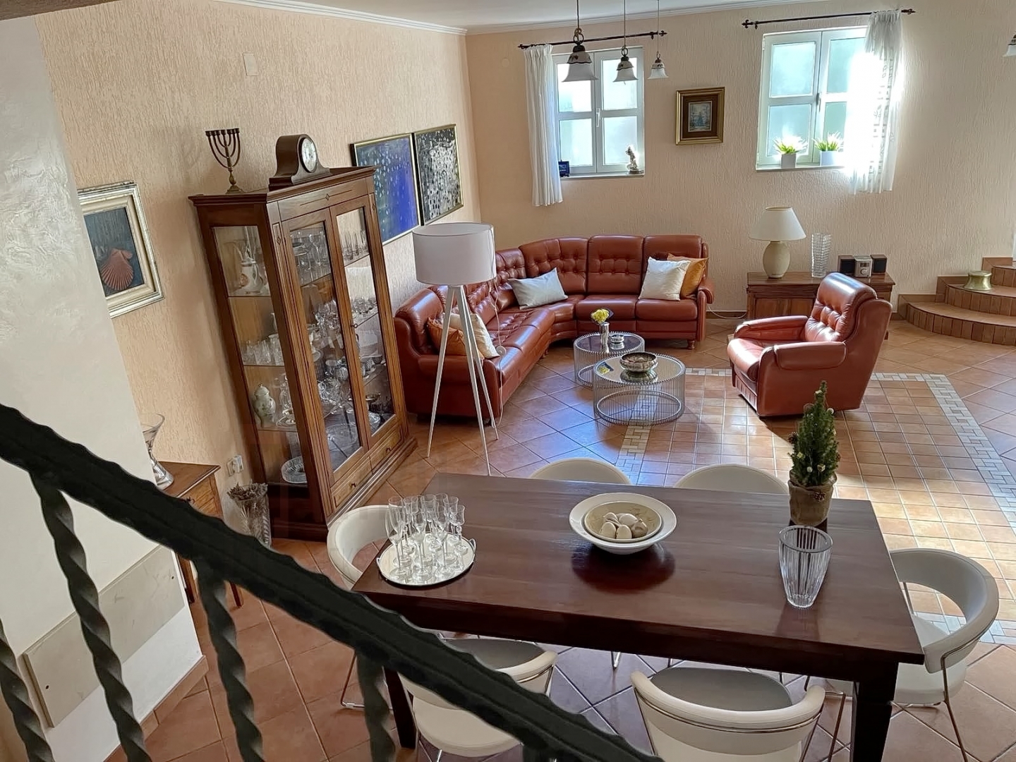 Malinska, apartmanska kuća s bazenom, PRODAJA!