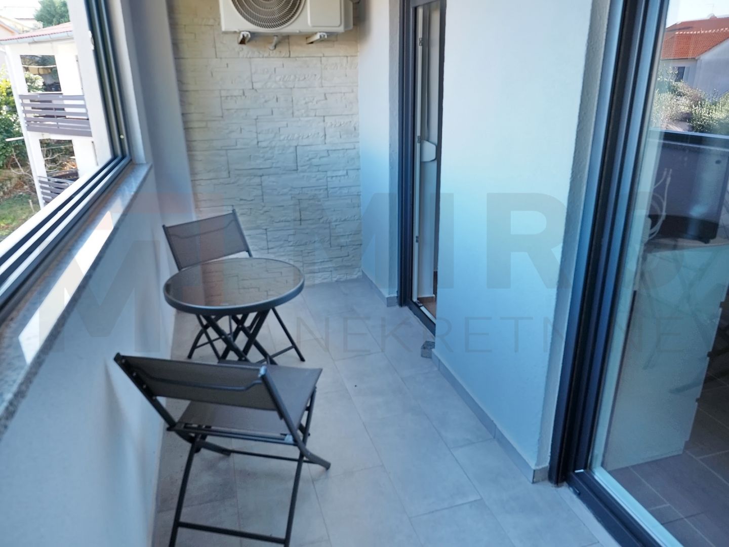 Krk, okolica, dvoetažni apartman s pogledom na more!